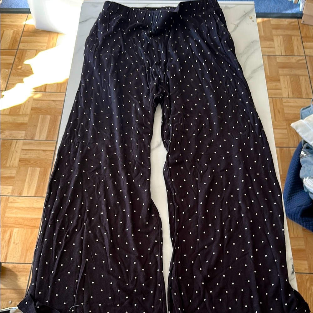 Divided black with white polka dots loose pants, medium